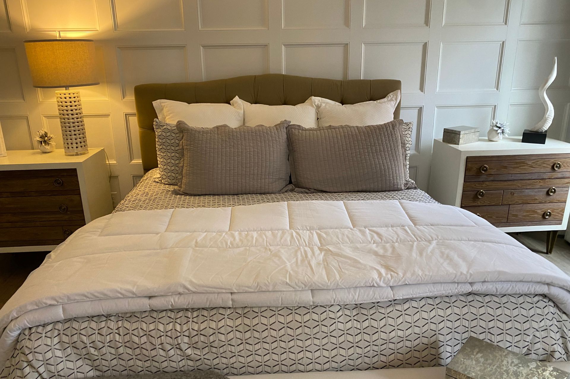 f8365779-58c9-49c0-ad81-1f8e4b5b6f99